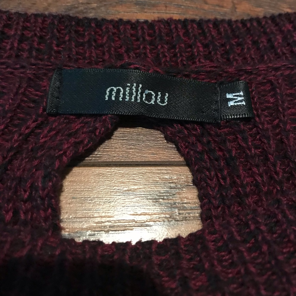 sweater - Picture 5 of 5